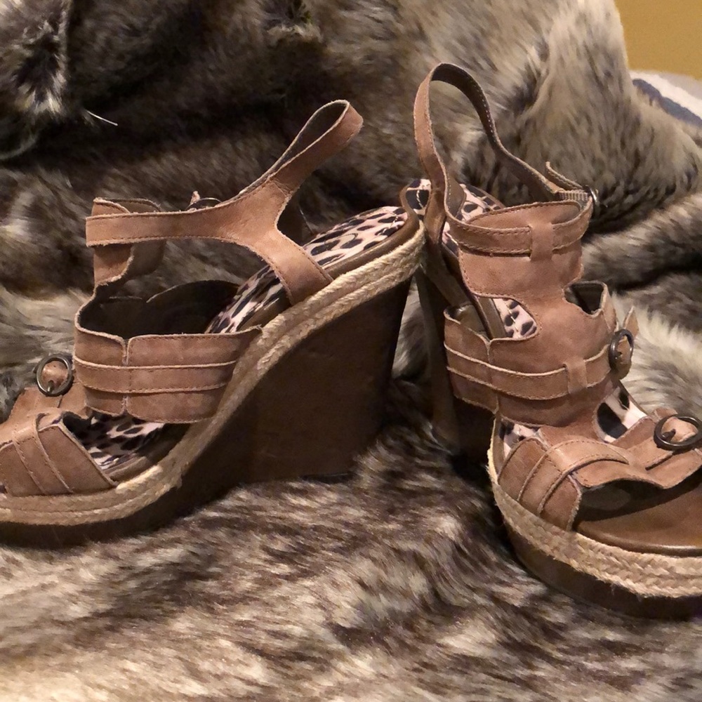 Jessica Simpson leather sandals - beige
